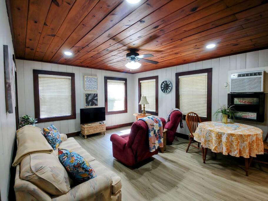 #09 - Large Lakeview One Bedroom- Pet Friendly Hot Springs Ngoại thất bức ảnh